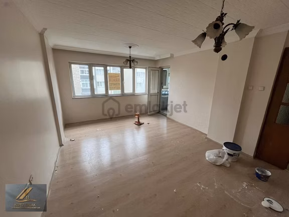 Kepez Emlak'tan Kepez Bahçelievlerde 2+1 Kiralık Daire 2