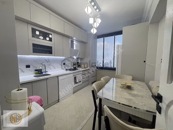 Yeditepe 72 Cadde Üzeri Satılık Lüks 2+1 Daire (95m² Net) 1