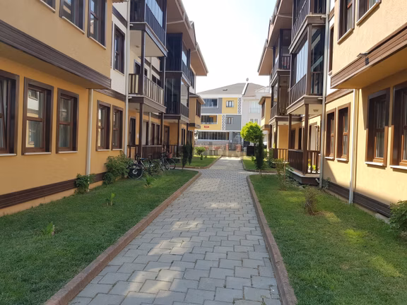 Kariyer'den Süner Konakları Sitesinde 3+1 Yüksek Zemin Kat 110m² 1