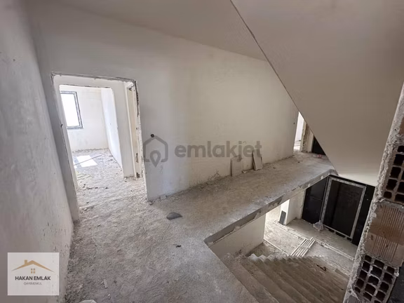 Hakan Emlaktan Kent Park Bölgesinde Satılık 2+0 Daire 2