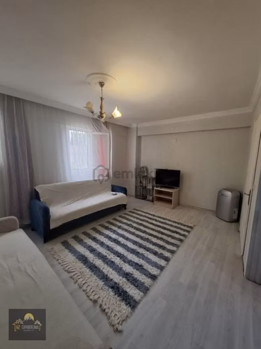Kuşadası Merkezde Eşyalı Kiralık 2+1 Daire 1