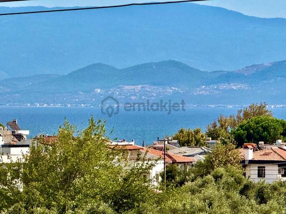 Gümüş'den Güre'de Denize 450m İçi Full Yapılı Fırsat 3+1 Villa 2