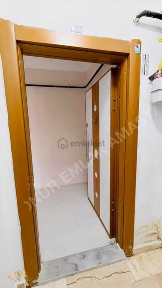 Amasya Merkez Şeyhcui Mah.1+1 Kiralık Daire Hz.ömer Cami Yakını 2