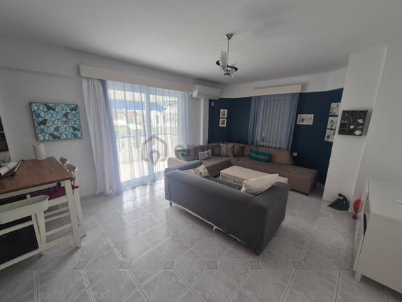 İsmail Şirinden Narlıda Havuzlu Sitede Masrafsız Eşyalı Daire 2