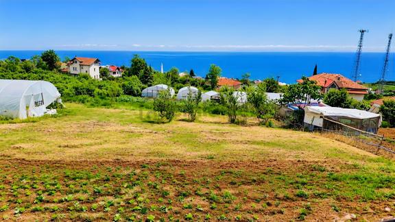 Akyazı Deniz Manzaralı 4 Kat İmarlı Yatırımlık Arsa 1