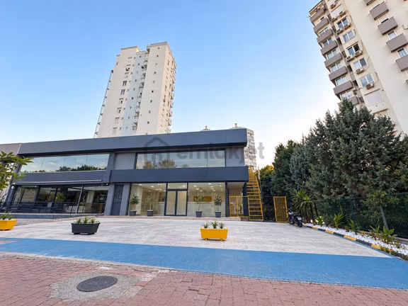 Lara Şirinyalı İsmet Gökşen Cad Üzerinde 4 Katlı 1600 M2 Dükkan 1