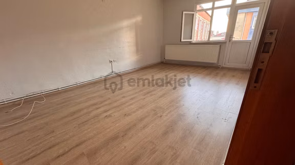 İlksen Gayrimenkul ‘den Kiralık 1