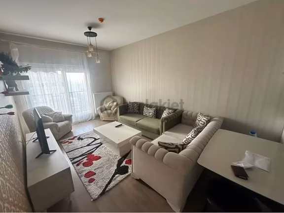 Site İçerisinde 1+1 Havuz Manzaralı Eşyalı Daire 2