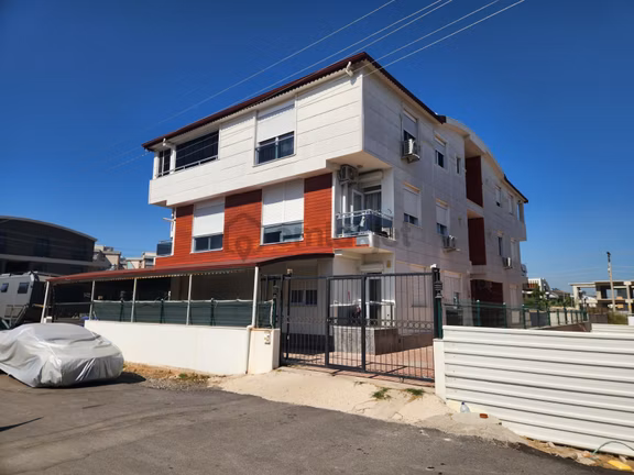 Lara Turizm Yolu Yakını Katta 1+1 Eşyalı Kiralık 1