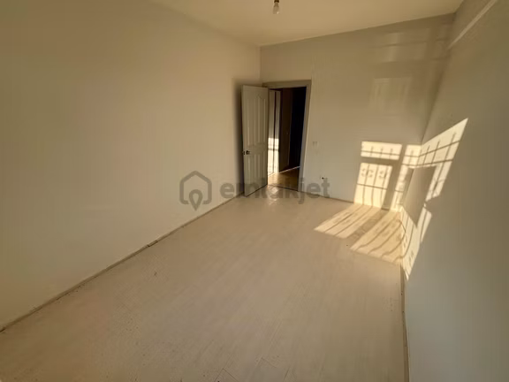Turyap Kurtuluştan Osmangazi Üniv.yakını 1+1 Kiralık Daire 1