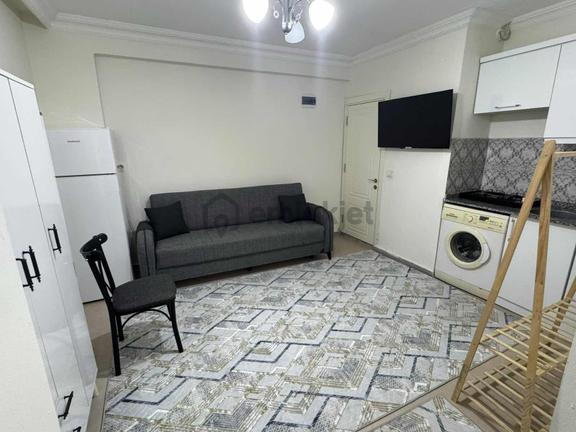 Üniversite Karşısı Kafeler Cad. Eşyalı Kiralık 1+0 Stüdyo Daire 1