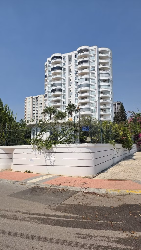 Mersin Yenişehir Limonluk Mah 5+1 Daire 1