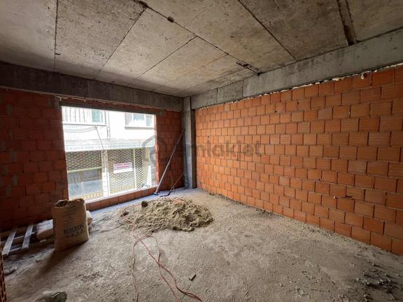 Uğur & Şeren İnş.ve Emlaktan Satılık 3+1 Ebv.banyolu Sıfır Daire 2