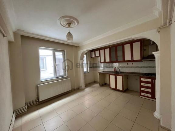 Biga Lale Sokak’ta Kiralık 2+1 Yüksek Giriş Daire | Kapalı Balkon 1