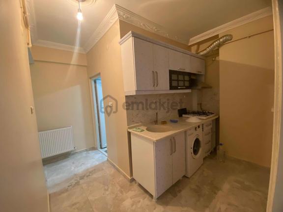 Şehir Merkezinde Kiralık 1+1 Daire 2