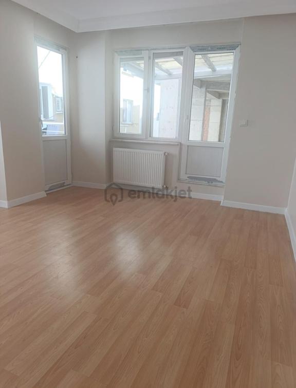 Çekmeköy Mimar Sinan Mh Cadde Üstünde Satılık 2+1 Daire 1