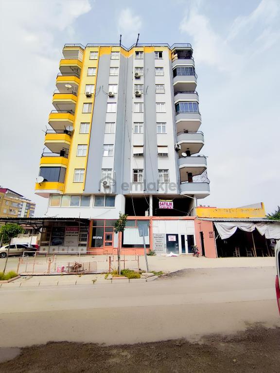Kozan Gayrimenkulden Belediye Civari Geniş İş Yeri 1