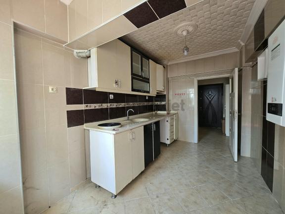 Akşemsettin Mah'de Satılık 3+1 Yüksek Giriş Geniş M2 Kupon Daire 2