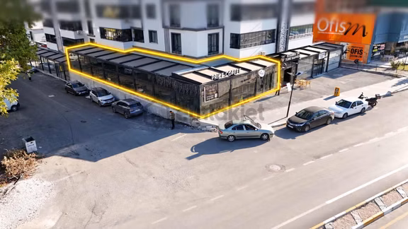 [ema]hazardağlı Kavşağında Kiralık 600 M² Dükkan 2