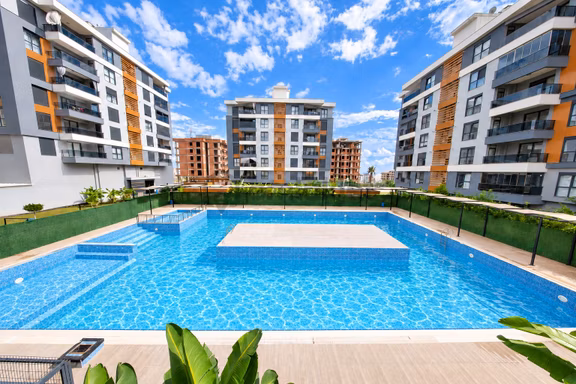 Argın Resıdence Da Havuz Manzaralı, 3 Cepheli Özel 3+1 2