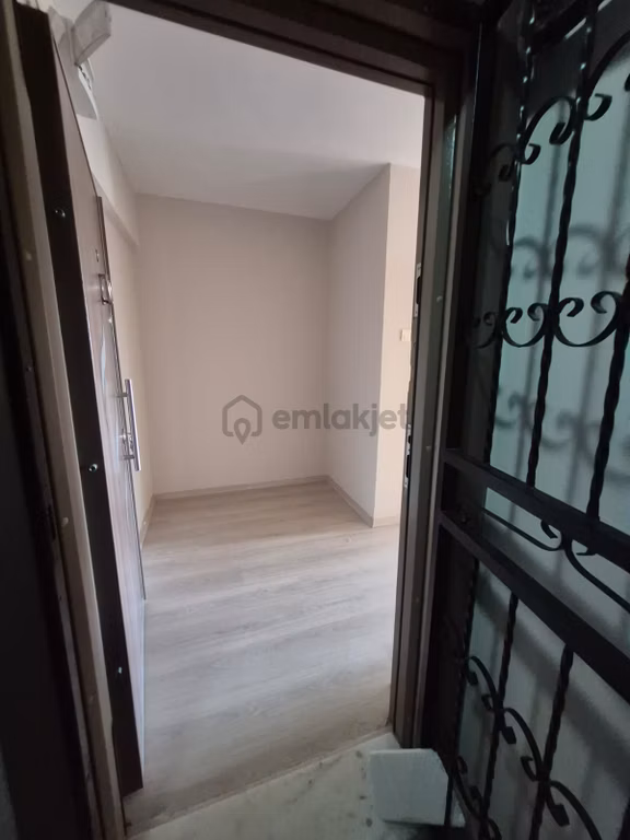 Buca İnkilap Mah//caddeüzeri/otparklı3+1(emin Evim'uygun)daire 2