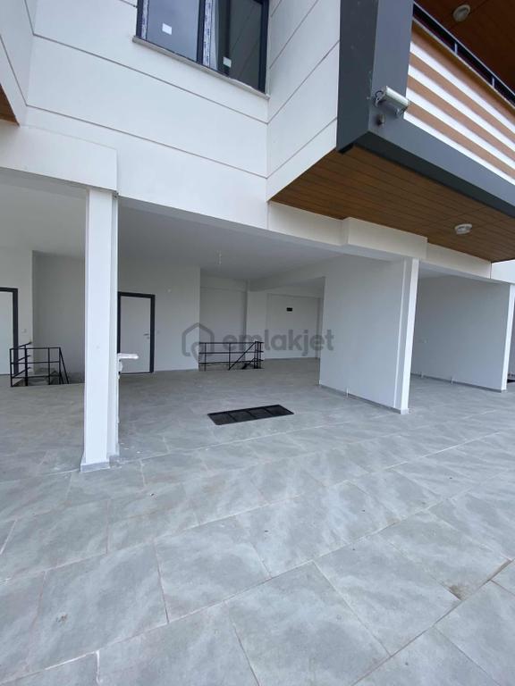 Narmanoğlu`ndan Satılık 130 M2 Dükkan 1