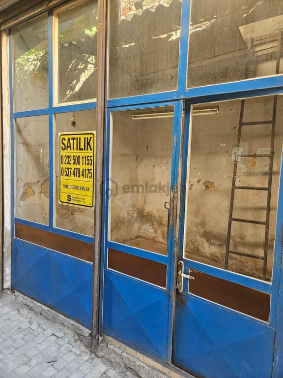 Tire Yeni Mahallesi Çarşı İçinde Satılık 22 M² Dükkan 2