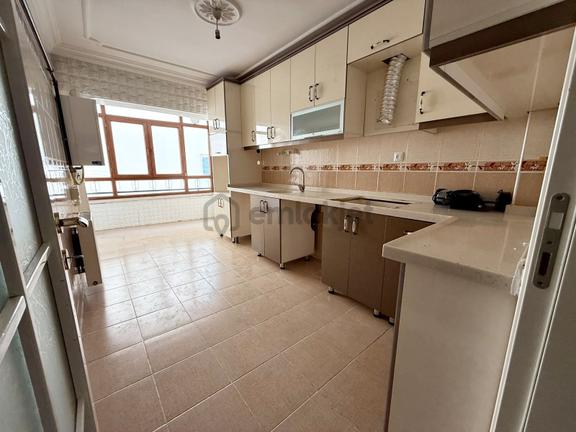 3+1 Cadde Üzeri Kök Tapu 2 Cam Balkonlu Merkezi Konumda Satılık 1