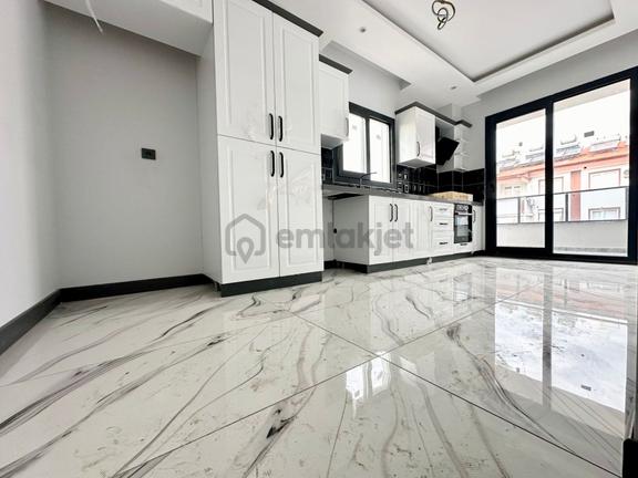 ⭐ay Emlak'tan⭐altınkum'da Arakat Doğalgazlı Denize 300 Mt Şık Tasarımlı Satılık 2+1 Lüks Daire 1