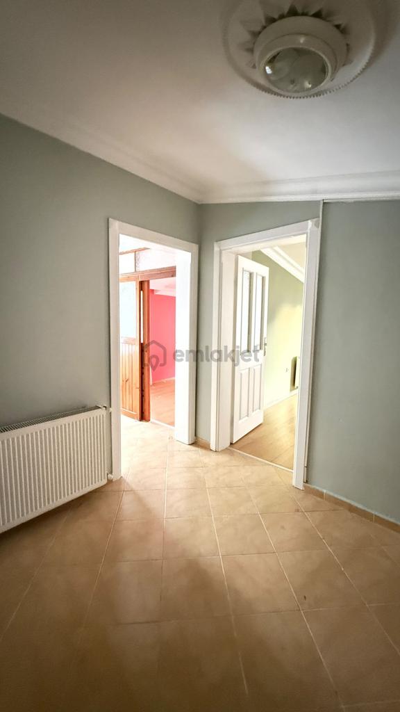 Samsun İlkadım Kazım Karabekir Mahallesi'nde Asansörlü Teraslı 1+1 Kiralık Daire 1