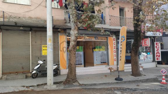 Buca Ufuk Mah. Merkezde Ana Yola Cepheli 25 M2 Kiralık Dükkan 1