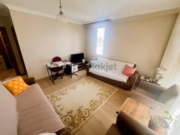 Buluruz'dan Şükrüpaşa Mahallesinde Eşyalı Kiralık 2+0 Daire 1