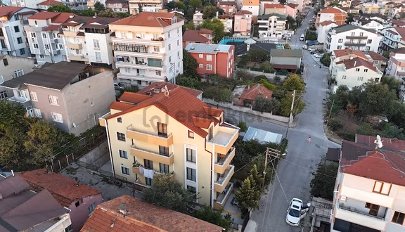 Cb-mark'tan Derince Merkez 3 Katlı 3 Daire Satılık Mustakil Bina 2