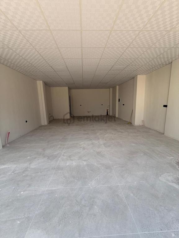 Hüdai Oral Caddesin De Denipole Yakın 230m2 Harika Konumda Kiralık Dükkan 1