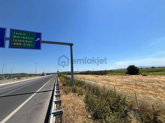 İstanbul İzmir Yolu Üzerinde 6975 M2 Satılık Tarla 1