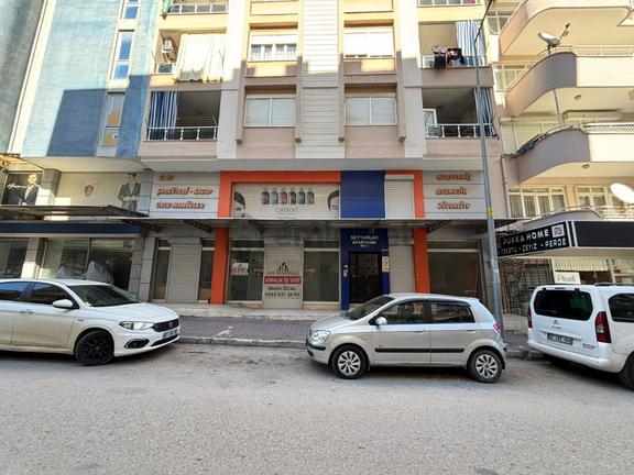 Usta Gayrimenkul'den Kiralık 360 M2 Asma Katlı Bodrumlu Dükkan 1