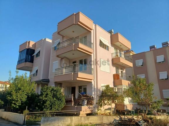 Manavgat Sarılar Mahallesinde Satılık Ara Kat Daire 2