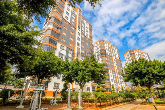 Havuzlu Site İçinde Doğalgazlı Deniz Manzaralı 3+1 Satılık Daire 1