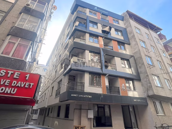 İsa Gayrimenkulden Sıfır 2+1 Yatırıma Uygun Satılık Daire 1