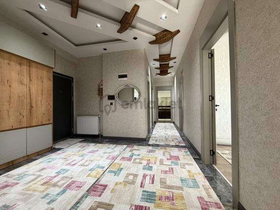 Atakentte Satılık 3+1 Daire | 175 M² Brüt 155 M² Net 2