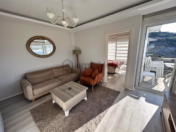 Kuşadası Merkezde Manzaralı Eşyalı Kiralık 1+1 Daire 1