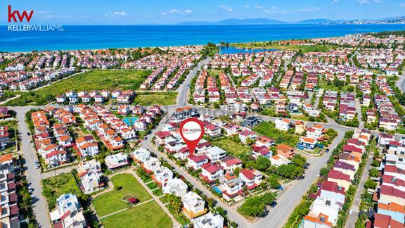 Kuşadası Güzelçamlı Tümer Sitesi’nde Bahçeli 3+2 Yazlık 1