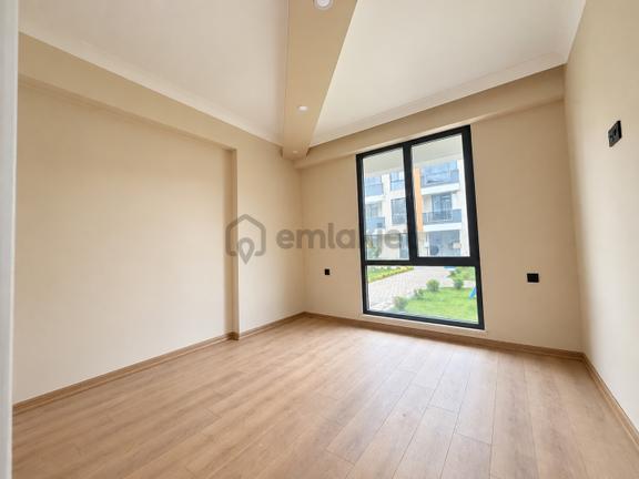 Kadıköy Merkezde Berçem Konaklarında Havuzlu Sitede Kiralık 2+1 2