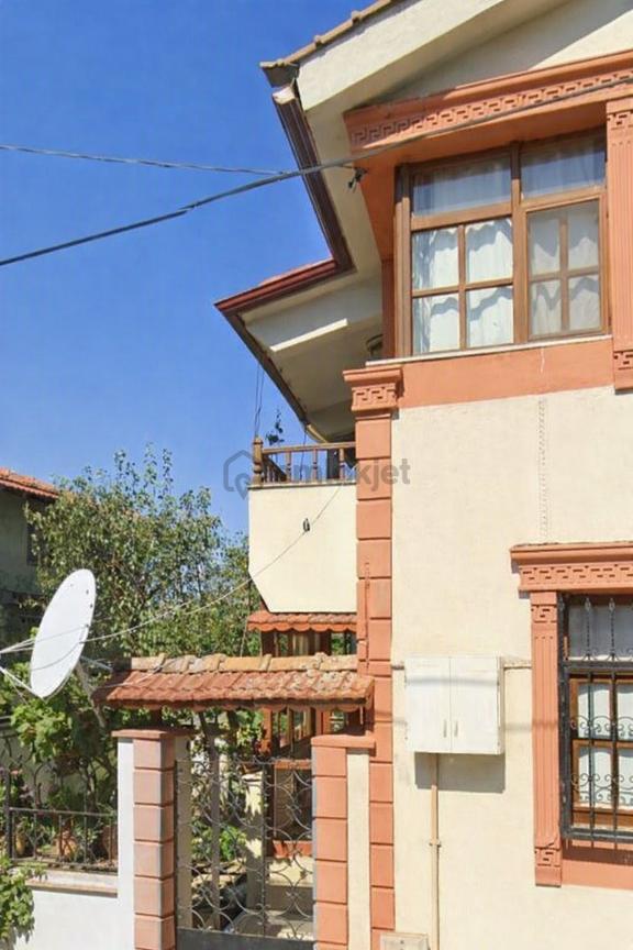 Çatalca Elbasan'da 140 M² Bahçeli Şömineli Müstakil Ev 2