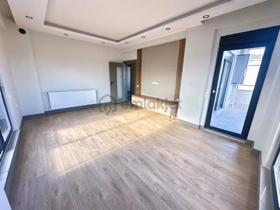 Memurevleri Mah. Satılık 3+1 Ara Kat 120m² Ayrı Mutfaklı Daire 2