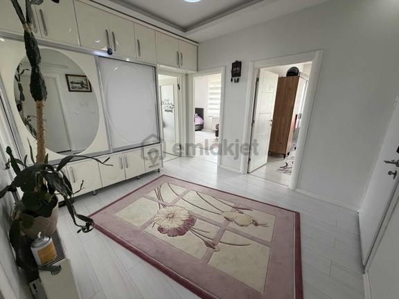 Liva Gayrimenkul'den Acil Karşısı 3+1 Satılık Daire 2