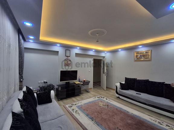 Kısmet Emlak'tan Merkezde 3+1 Daire 2