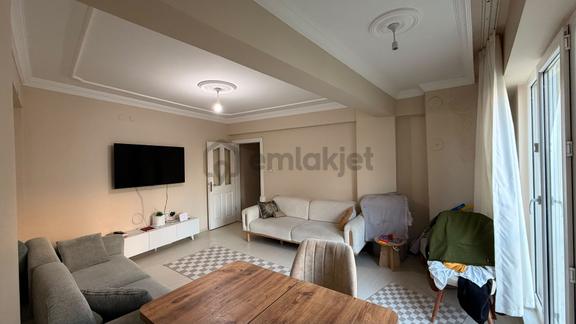 B&u Gayrimenkulden Karakaşta Şehrin Merkezinde Satılık 2+1 Daire 2