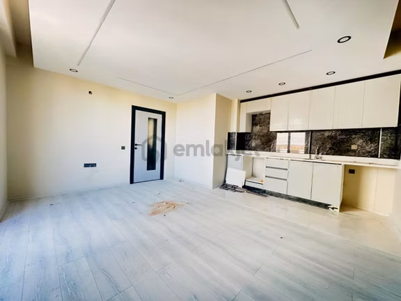 Fevziçakmak Mah.sıfır 3.kat 1+1 75 M² Asansörlü Daire 2