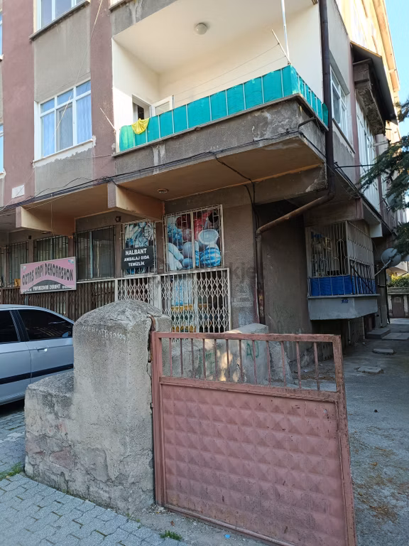 Fevzi Çakmak Mahallesinde 3+1 Zemin Katta Kiralık Daire 2